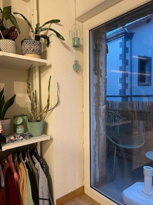 Petit Appartement Douillet Les Martres-de-Veyre Buitenkant foto